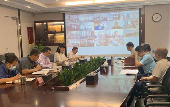 db旗舰厅集团党委召开中层干部廉洁座谈会